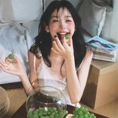 阿罗有枝彩色笔海报